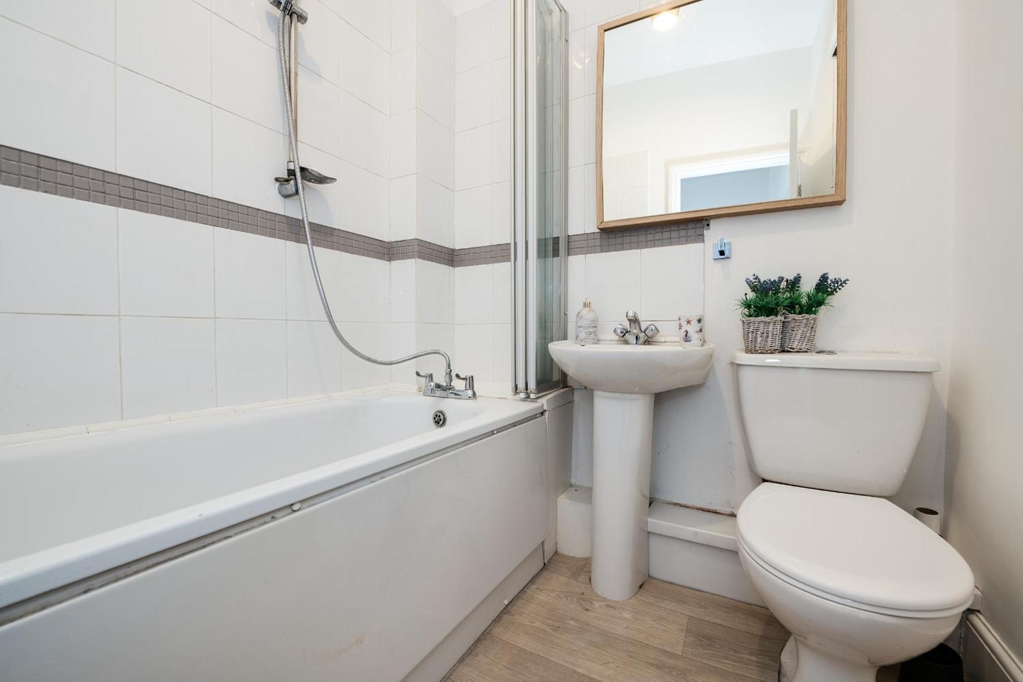 Apartamento Dockyard Hideaway Nr Gunwharf Quays Portsmouth Exterior foto